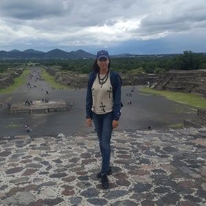 Meet your Posher, Maritza